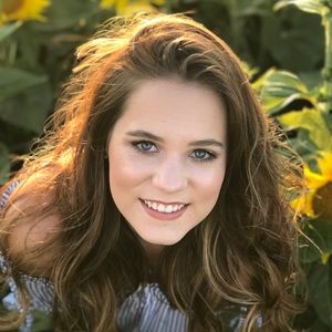 Meet your Posher, Stella